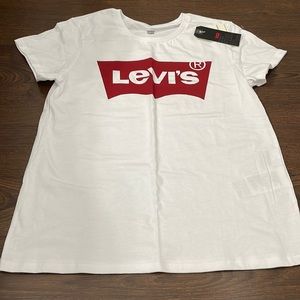 Levi’s T shirt